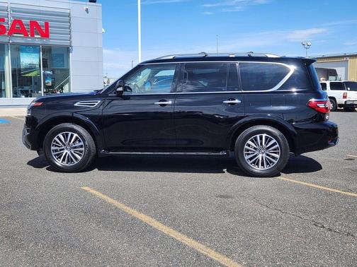 2023 Nissan Armada SL