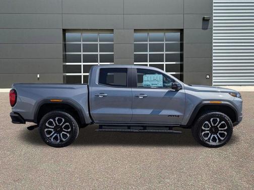 Sterling 2026 GMC Canyon AT4