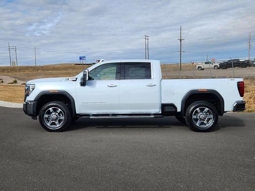 2026 GMC Sierra 2500 SLT