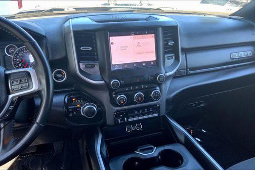 2022 RAM 2500 Big Horn Crew Cab 4x4 6'4' Box