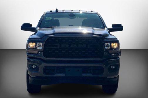 2022 RAM 2500 Big Horn Crew Cab 4x4 6'4' Box
