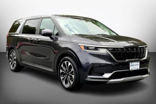 2023 Kia Carnival EX