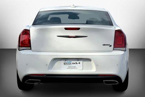 2022 Chrysler 300 S