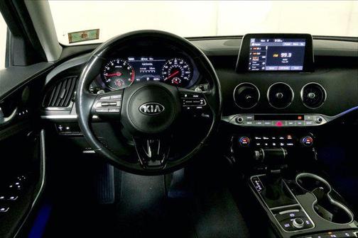 2018 Kia Stinger Premium