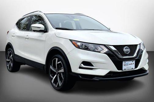 2022 Nissan Rogue Sport SL