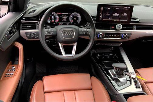 2023 Audi A4 45 S line Premium Plus