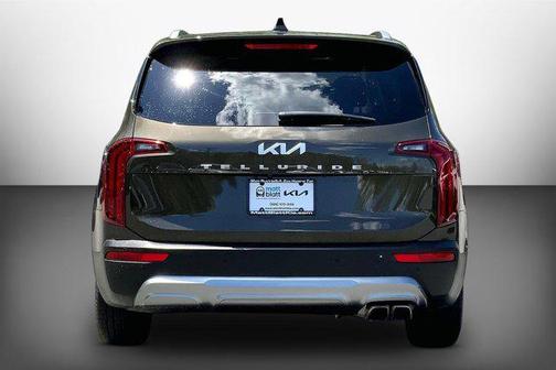 Dark Moss 2022 Kia Telluride S