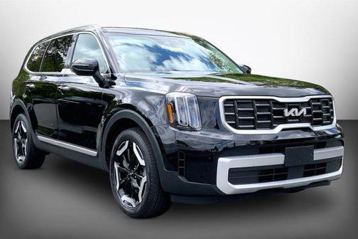 Ebony Black 2024 Kia Telluride S