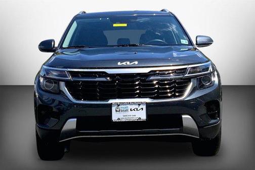 Gravity Gray 2024 Kia Seltos S