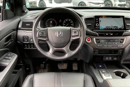 Crystal Black Pearl 2025 Honda Ridgeline TrailSport