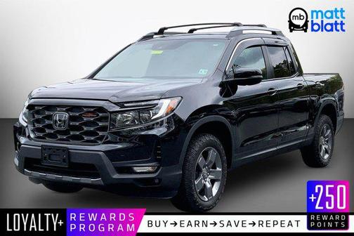 Crystal Black Pearl 2025 Honda Ridgeline TrailSport