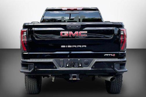 Onyx Black 2025 GMC Sierra 2500 AT4