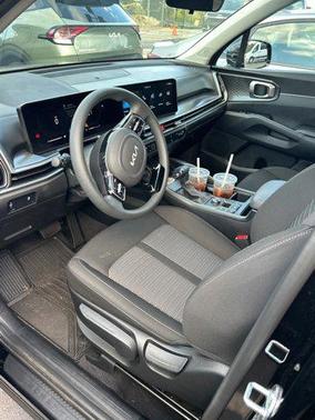 2025 Kia Sorento LX