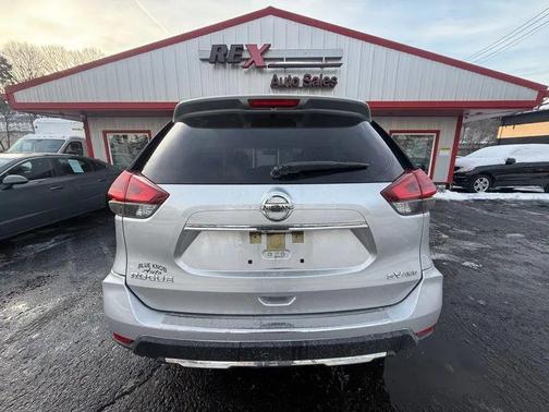 2018 Nissan Rogue SV