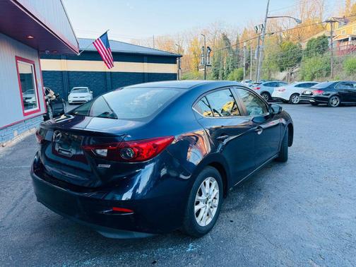 2015 Mazda Mazda3 i Touring