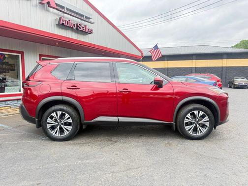 Scarlet Ember Tintcoat 2021 Nissan Rogue SV