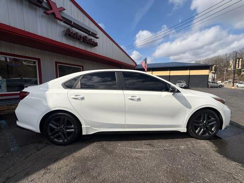 2020 Kia Forte GT-Line