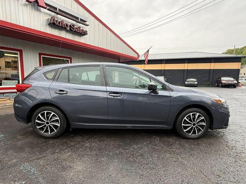 2017 Subaru Impreza 2.0i
