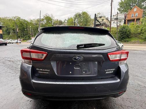 2017 Subaru Impreza 2.0i