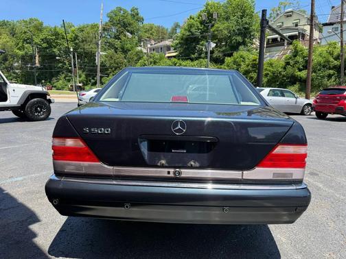 1997 Mercedes-Benz S-Class S 500 Sedan 4D