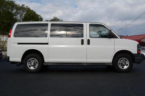 2016 Chevrolet Express 3500 LT
