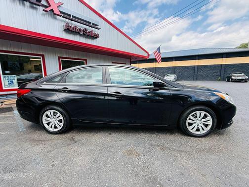 Harbor Gray Metallic 2012 Hyundai SONATA GLS