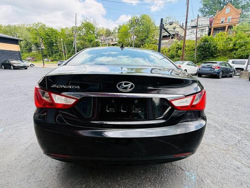 Harbor Gray Metallic 2012 Hyundai SONATA GLS