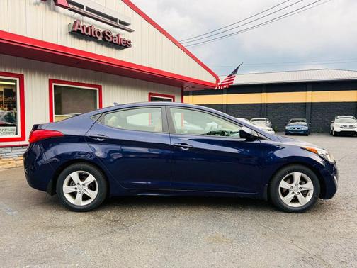 Blue 2013 Hyundai ELANTRA GLS