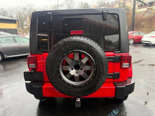 2016 Jeep Wrangler Unlimited Sahara