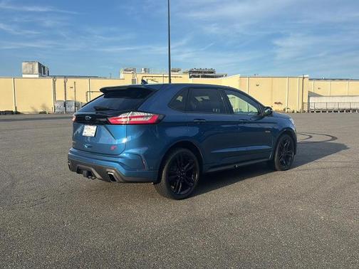 2020 Ford Edge ST