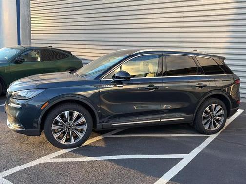 2022 Lincoln Corsair RESERVE