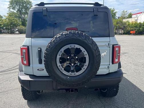 2023 Ford Bronco 