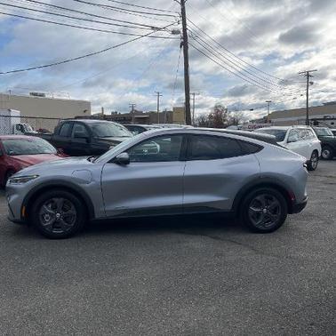 2021 Ford Mustang Mach-E SELECT