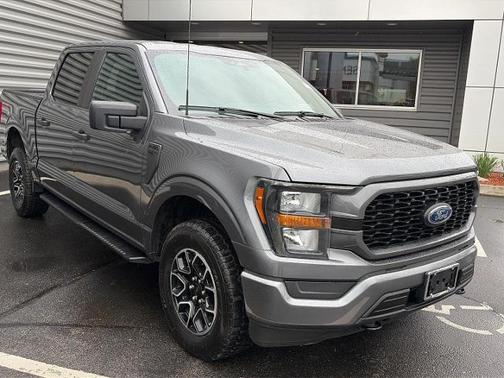CARBONIZED GRAY METALLIC 2023 Ford F-150 XL