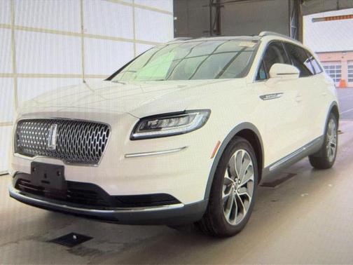 PRISTINE WHITE MET 3C 2022 Lincoln Nautilus RESERVE