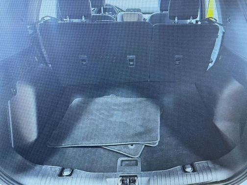OXFORD WHITE 2022 Ford Escape S