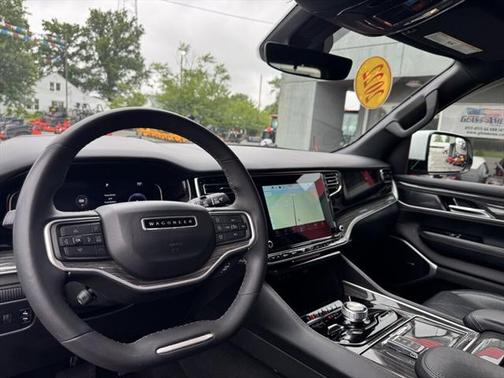 2022 Jeep Wagoneer Series III 4x4