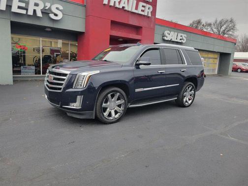 2017 Cadillac Escalade Luxury