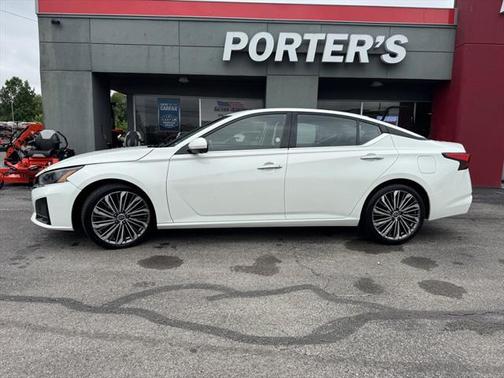 2023 Nissan Altima 2.5 SL