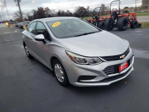 2018 Chevrolet Cruze LS