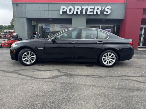 2016 BMW 528 528i