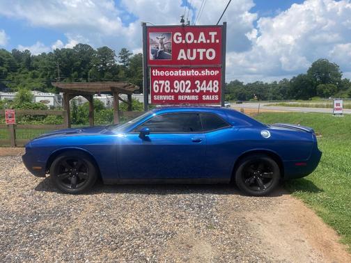 Blue 2012 Dodge Challenger SXT