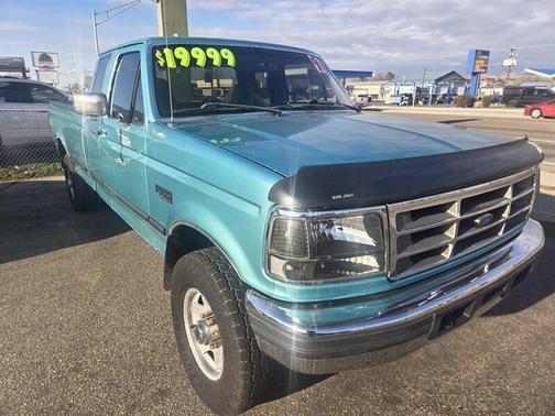 1996 Ford F-250 XL SuperCab H/D