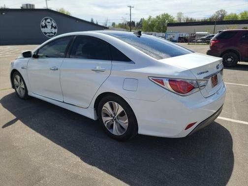 2013 Hyundai SONATA Hybrid Limited