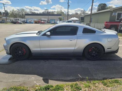 2010 Ford Mustang GT Premium