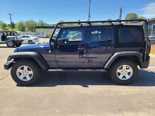 True Blue Pearlcoat 2013 Jeep Wrangler Unlimited Sport