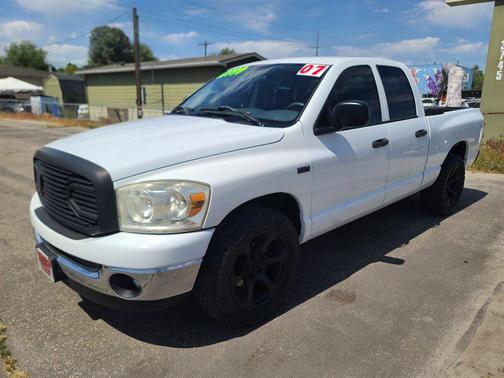 Bright White Clearcoat 2007 Dodge Ram 1500 SLT Quad Cab