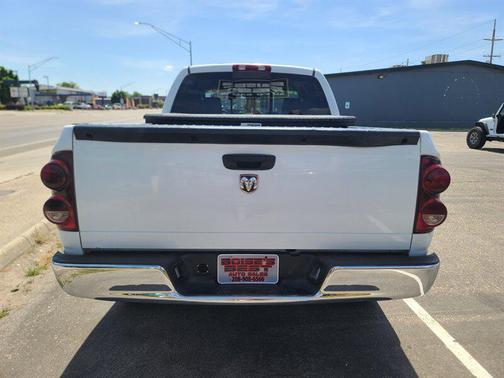 Bright White Clearcoat 2007 Dodge Ram 1500 SLT Quad Cab