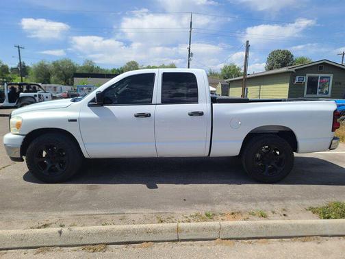 Bright White Clearcoat 2007 Dodge Ram 1500 SLT Quad Cab
