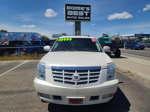 White Diamond Tricoat 2010 Cadillac Escalade Luxury